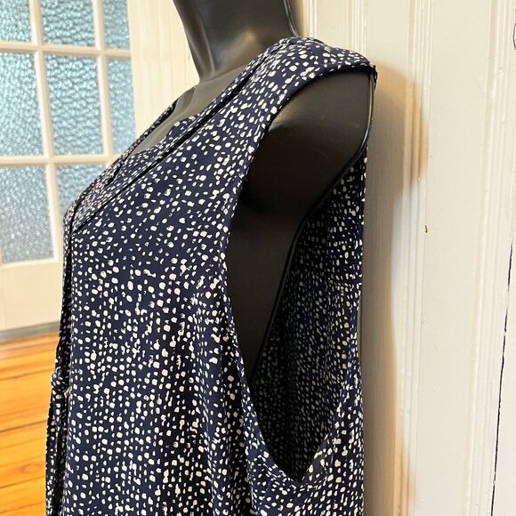 Reitman's Navy & White Self Tie Sleeveless Blouse, Size XXL - Picture 4 of 10